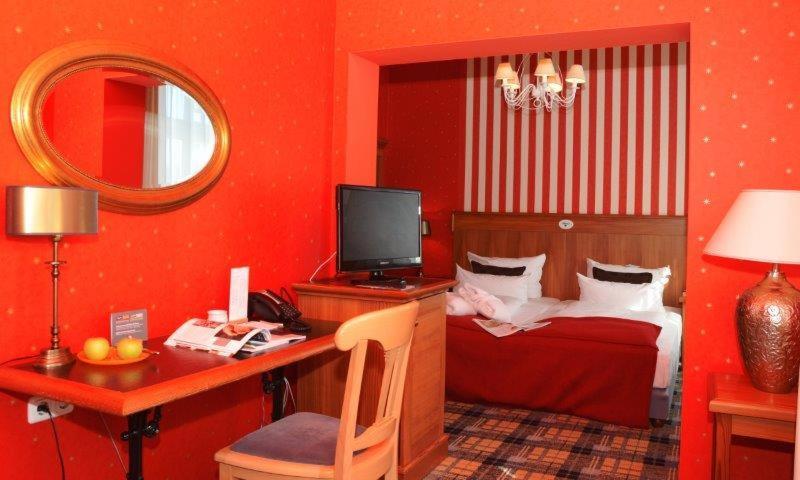Hotel Schieferhof - Glaslust Neuhaus am Rennweg Eksteriør billede