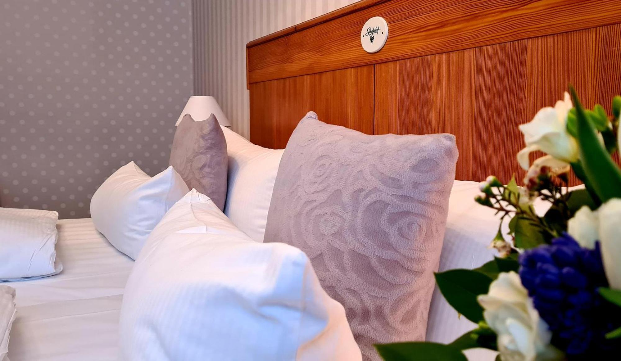 Hotel Schieferhof - Glaslust Neuhaus am Rennweg Eksteriør billede
