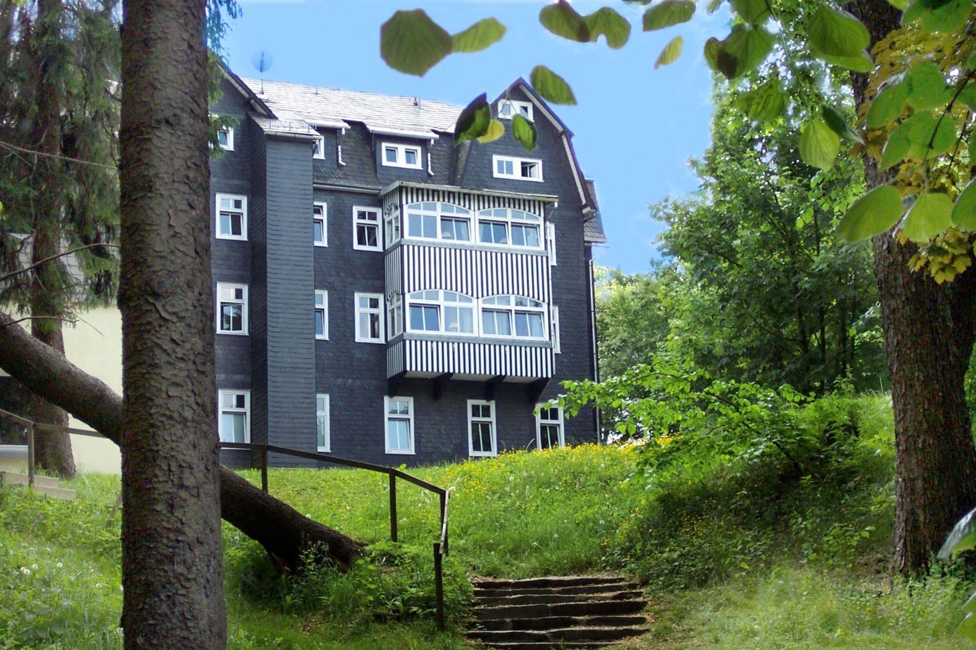Hotel Schieferhof - Glaslust Neuhaus am Rennweg Eksteriør billede